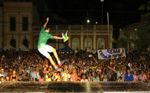 Acontece durante todos os domingos que antecedem o Carnaval, no Porto Geral. Foto: Arquivo