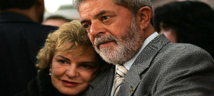 Gabriela Munhoz compartilhou informações sobre o quadro médico da ex-primeira dama em grupo de WhatsApp