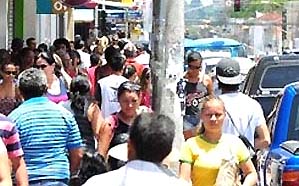 O impacto da recessão sobre a renda do brasileiro foi ainda mais profundo do que sobre a economia como um todo