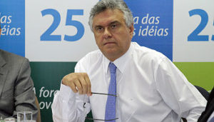 Senador do DEM, de Goiás, terá apoio do agronegócio e encarna o conservadorismo brasileiro