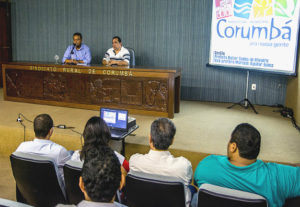 Ruiter atendeu a imprensa no auditório do Sindicato Rural de Corumbá (Foto: Renê Marcio Carneiro)