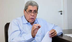 Aliados permanecem declarando apoio incondicional ao peemedebista