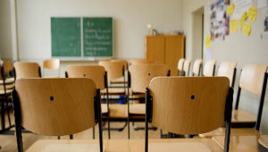 Brasil reduz desigualdade, mas ainda tem 2,5 milhões fora da escola