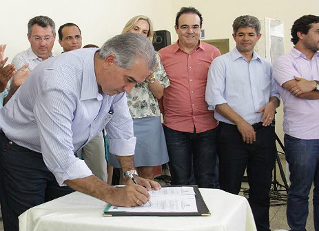 O governador esteve em Anastácio para participar das comemorações do aniversário de Anastácio